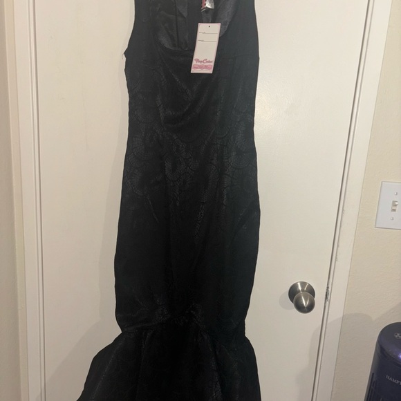 Pinup Couture Deadly Dames Folly Flair dress in black spiderweb lace. NWT. - Picture 2 of 4